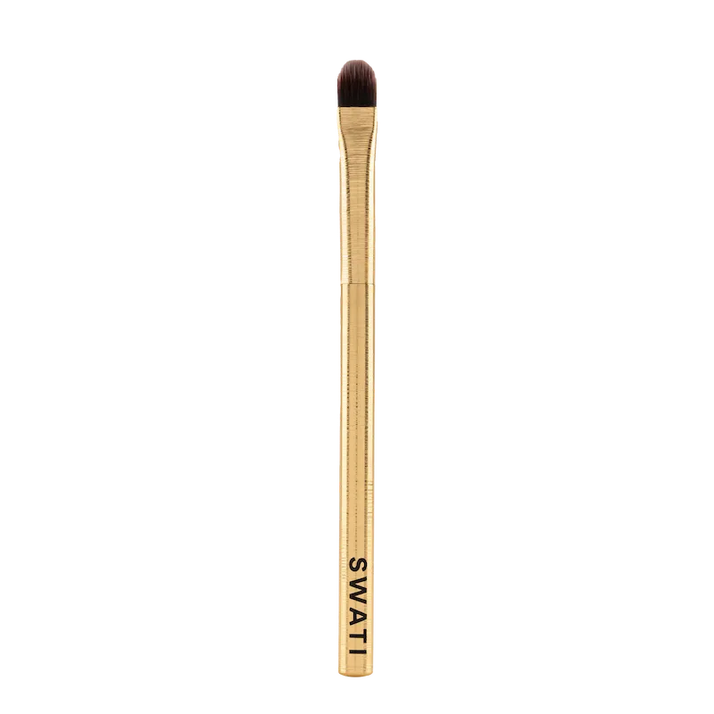 06 Cut Crease Brush