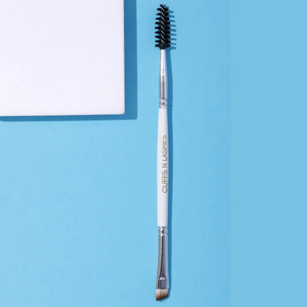 07 Dual Brush (Fine Angled Brow Brush & Spoolie)
