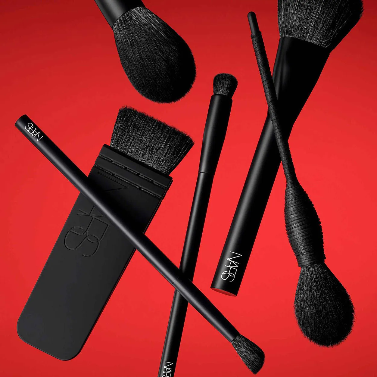 #20  Allover Eyeshadow Brush