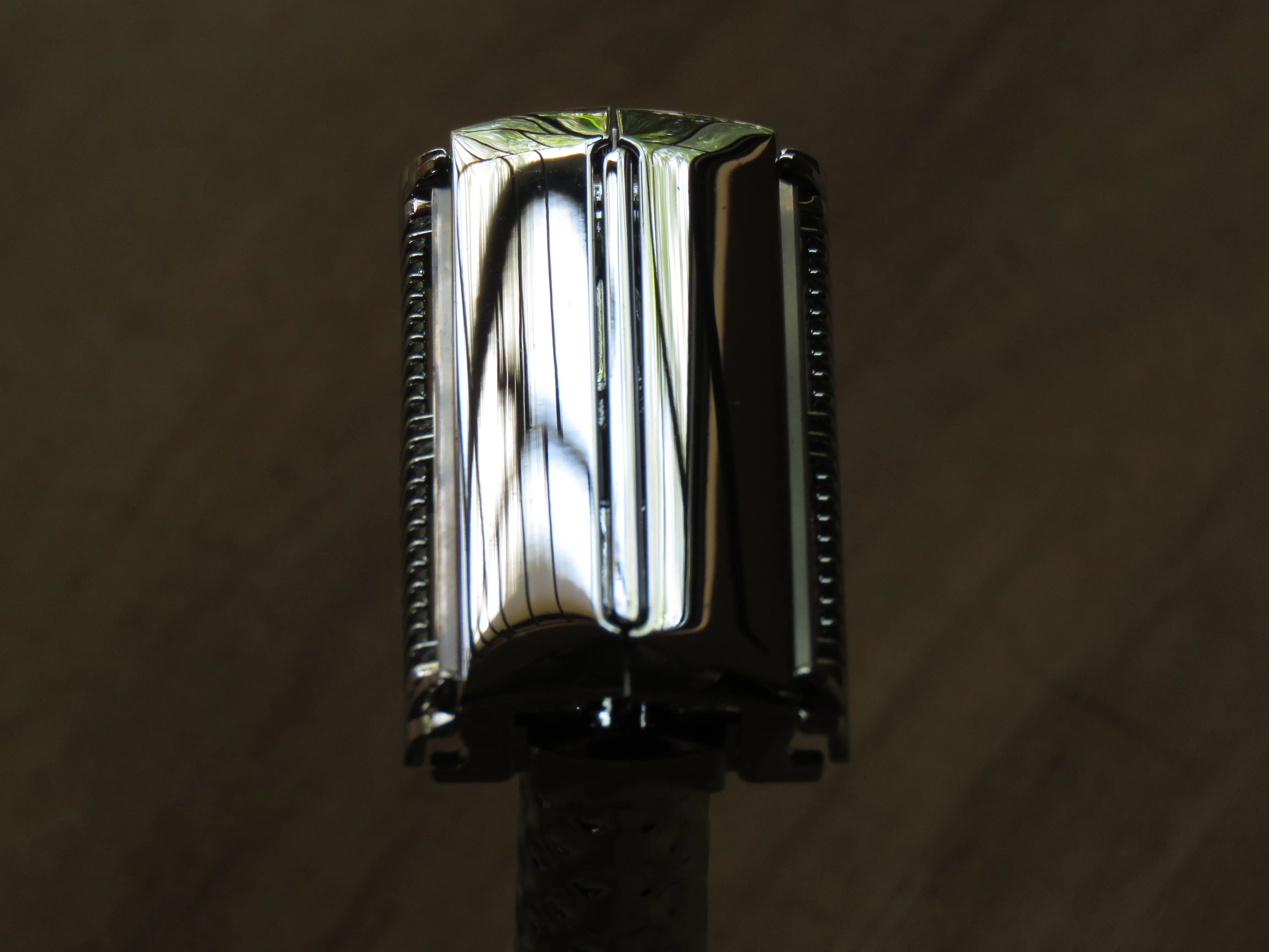 Adjustable safety razor. DE15