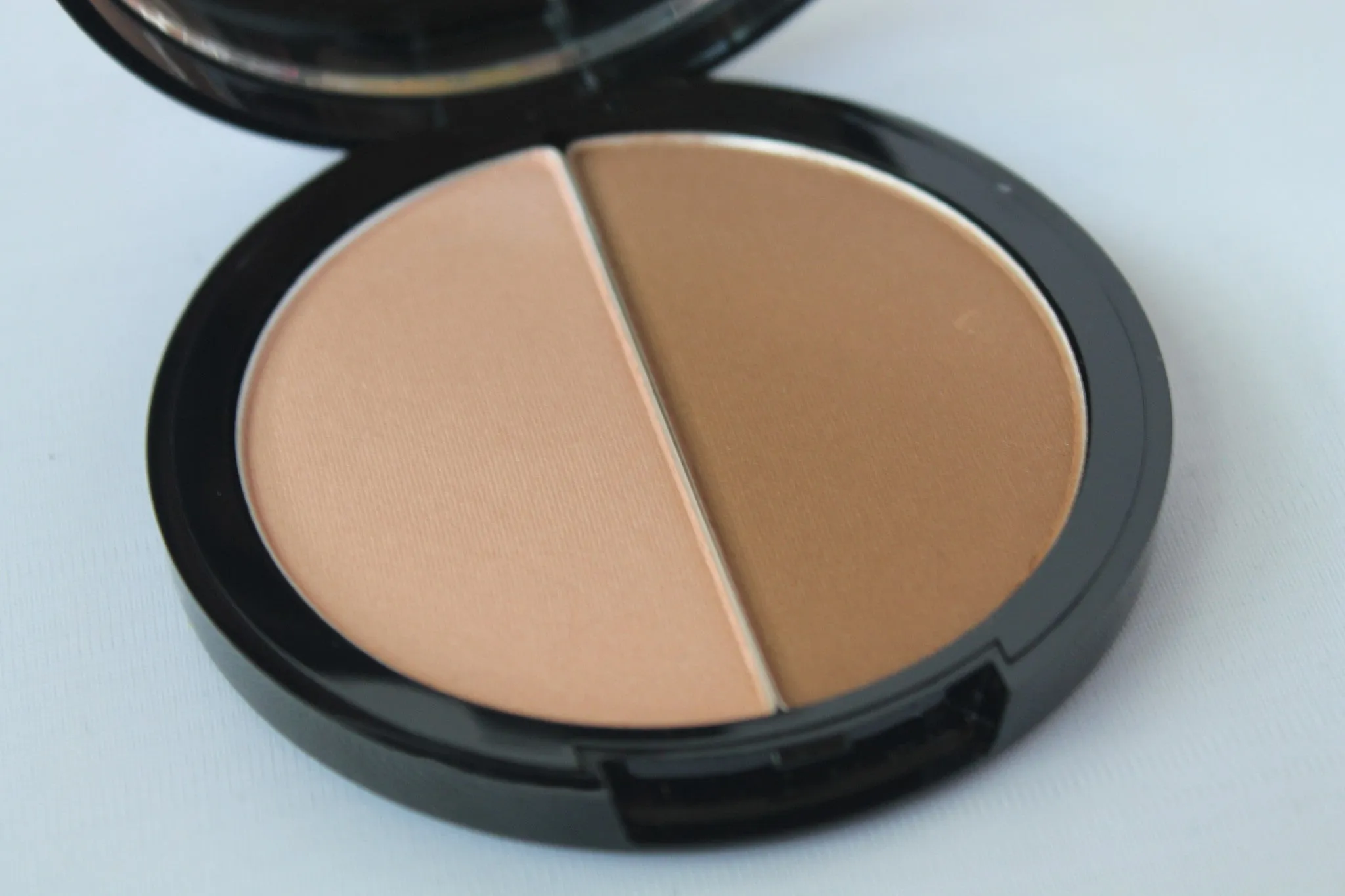 Afternoon Delight Contour/ Sculpting Powder Duo Compact with Mirror