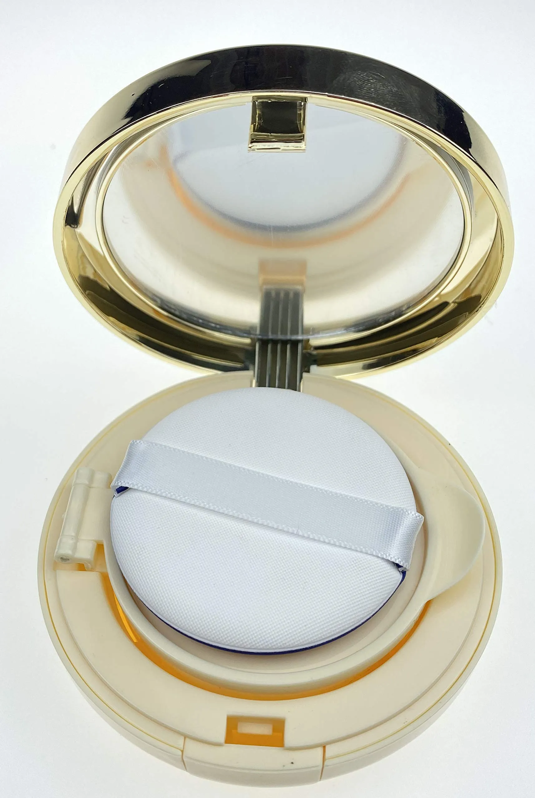 ASTRQLE 15ml 0.5oz Empty Luxurious Golden Portable Make-up Powder Container Air Cushion Puff Case Holder with Powder Puff and Mirror Refillable Make Up Founda gold