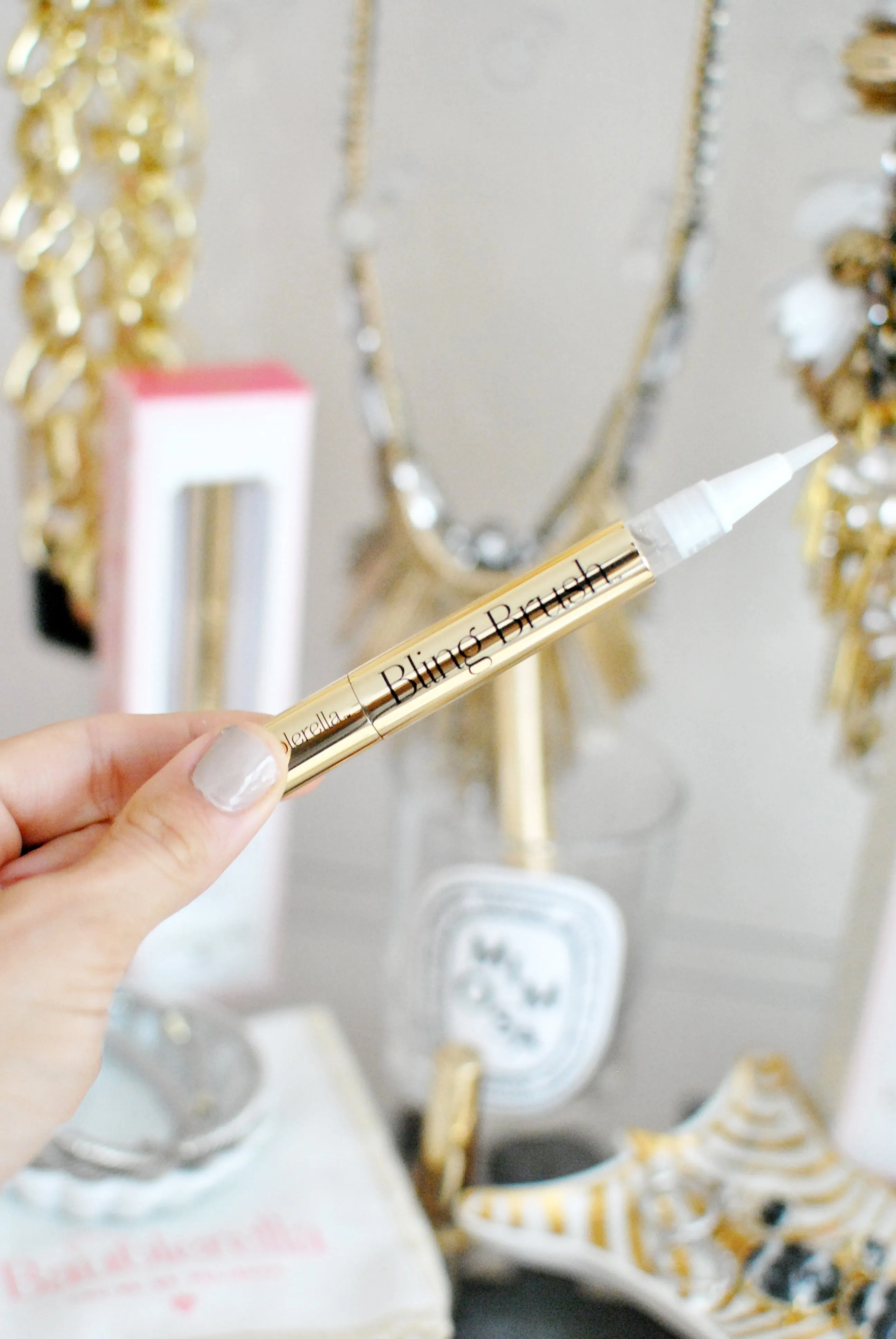 Bling Brush-Natural On-the-Go Jewelry Cleaner