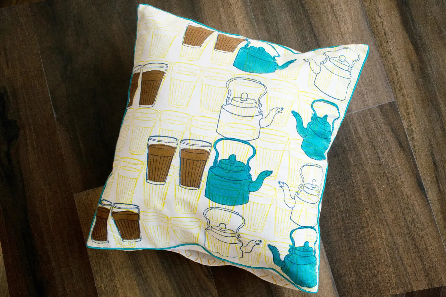 Cushion Cover Handblock Print-Cutting Chai Glass