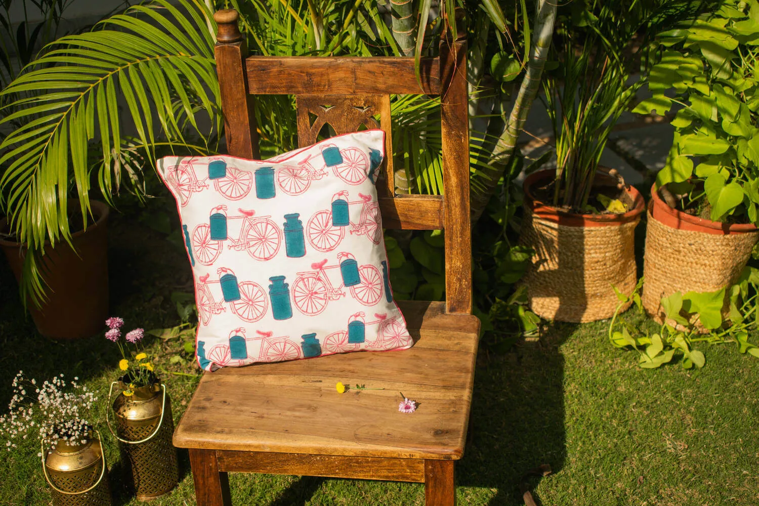 Cushion Cover Handblock Print-Rhythm Pink Cycle
