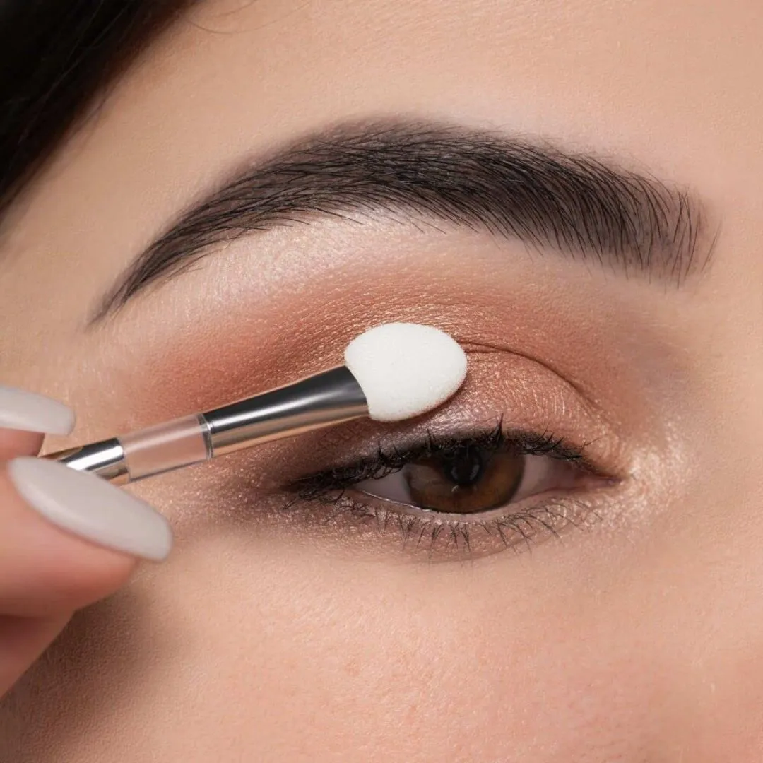Double Eyeshadow Applicator