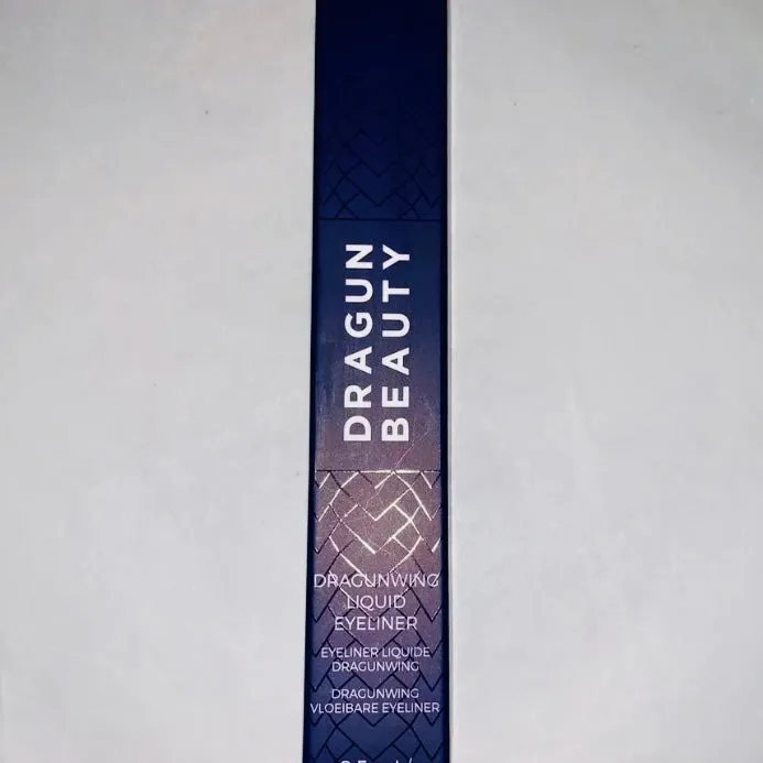 DragunBeauty Dragunwing Liquid Eyeliner In Blackout Full size .016oz
