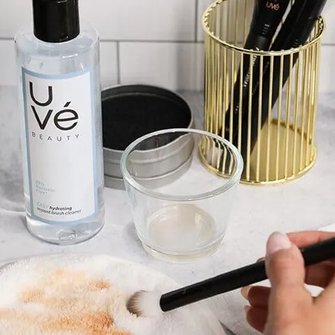 EASY -  Instant Makeup Brush Cleaner with Conditioner
