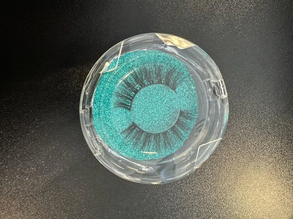 EOB Mink Lashes E01 (17MM)
