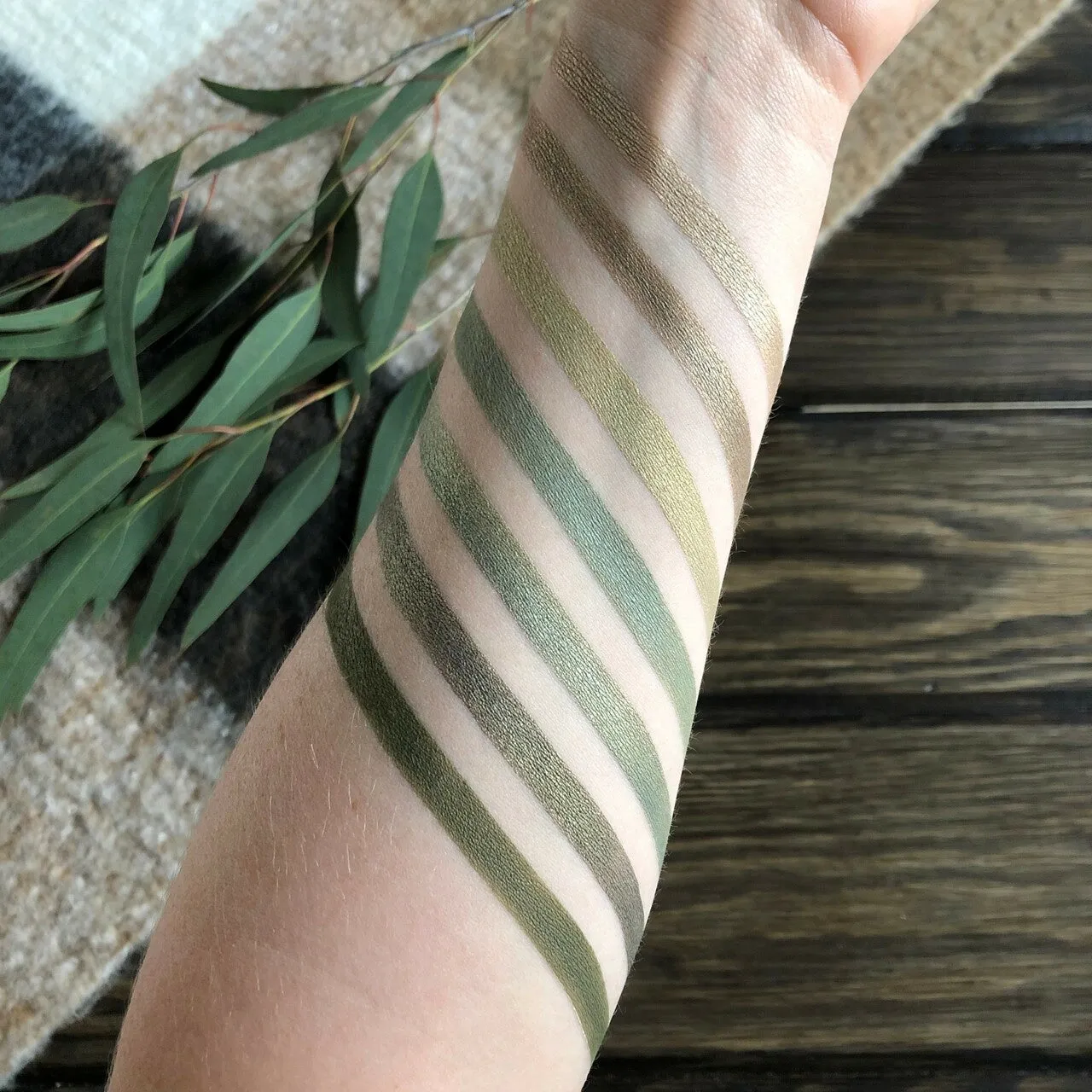 Evergreen Luminous Eye (Loose)