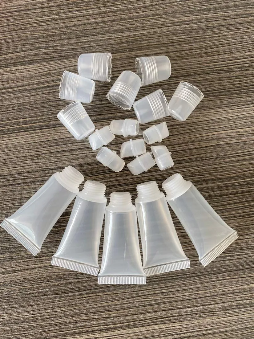 Ewanda store 5ml 50 Pcs Empty Lip Gloss Balm Tubes Soft Tubes Cute Squeeze Tubes Cosmetic Mini Containers for DIY Lip Gloss