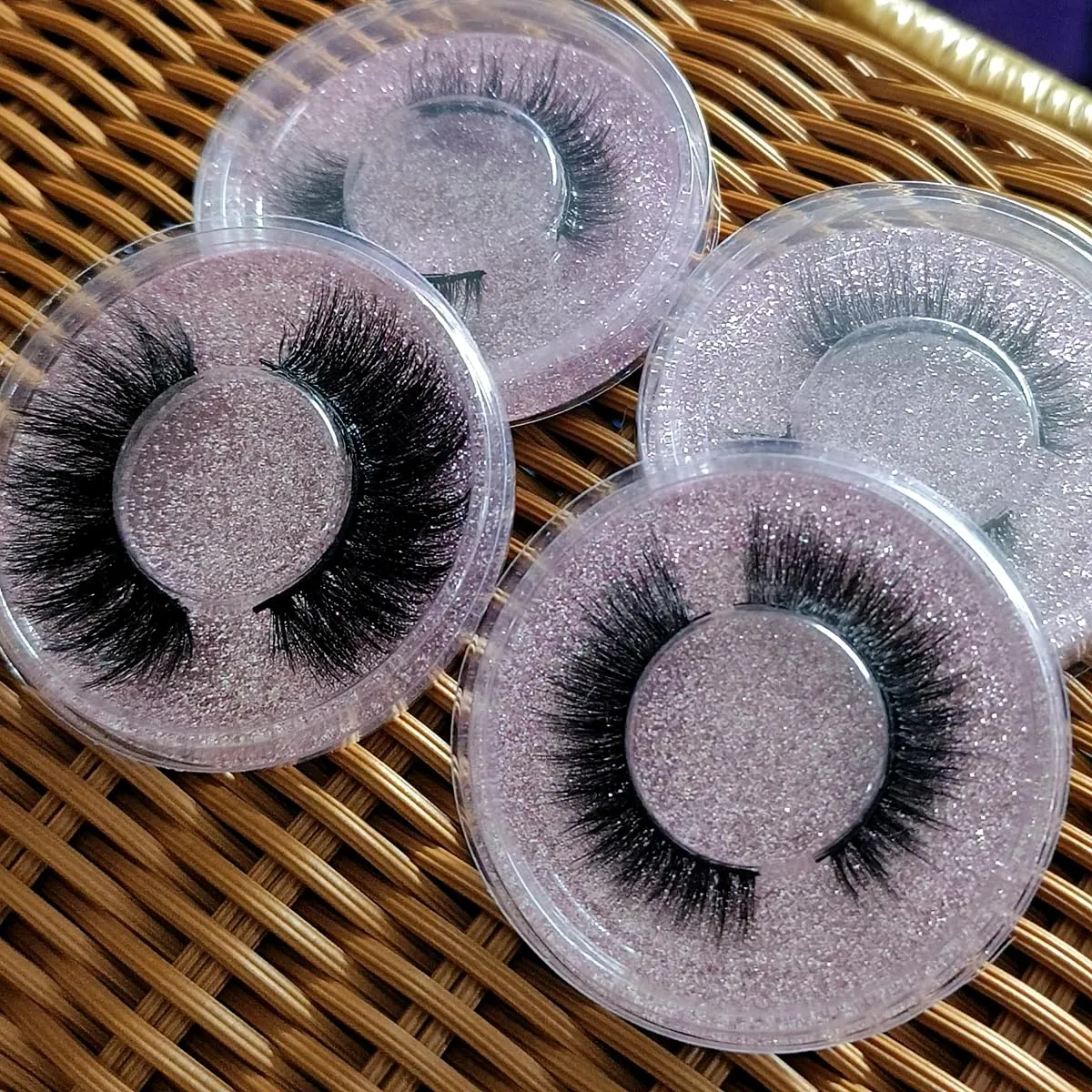 Eyelashes Natural Looking Fluffy False Eyelashes Mink 15mm Bulk Wispy Lashes 20 Pairs (H2）