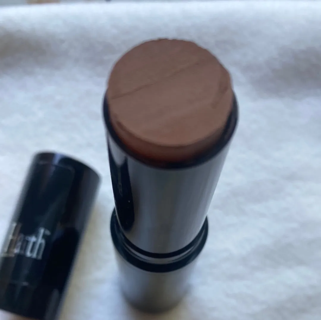 Fawn Foundation Stick