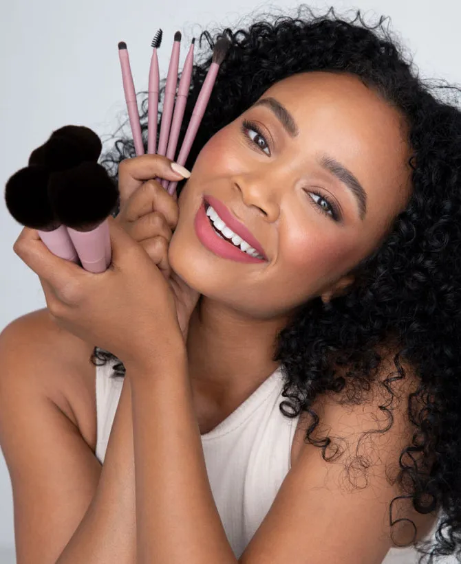 Hannah Martin x Ciaté London - Dense Smudger Brush