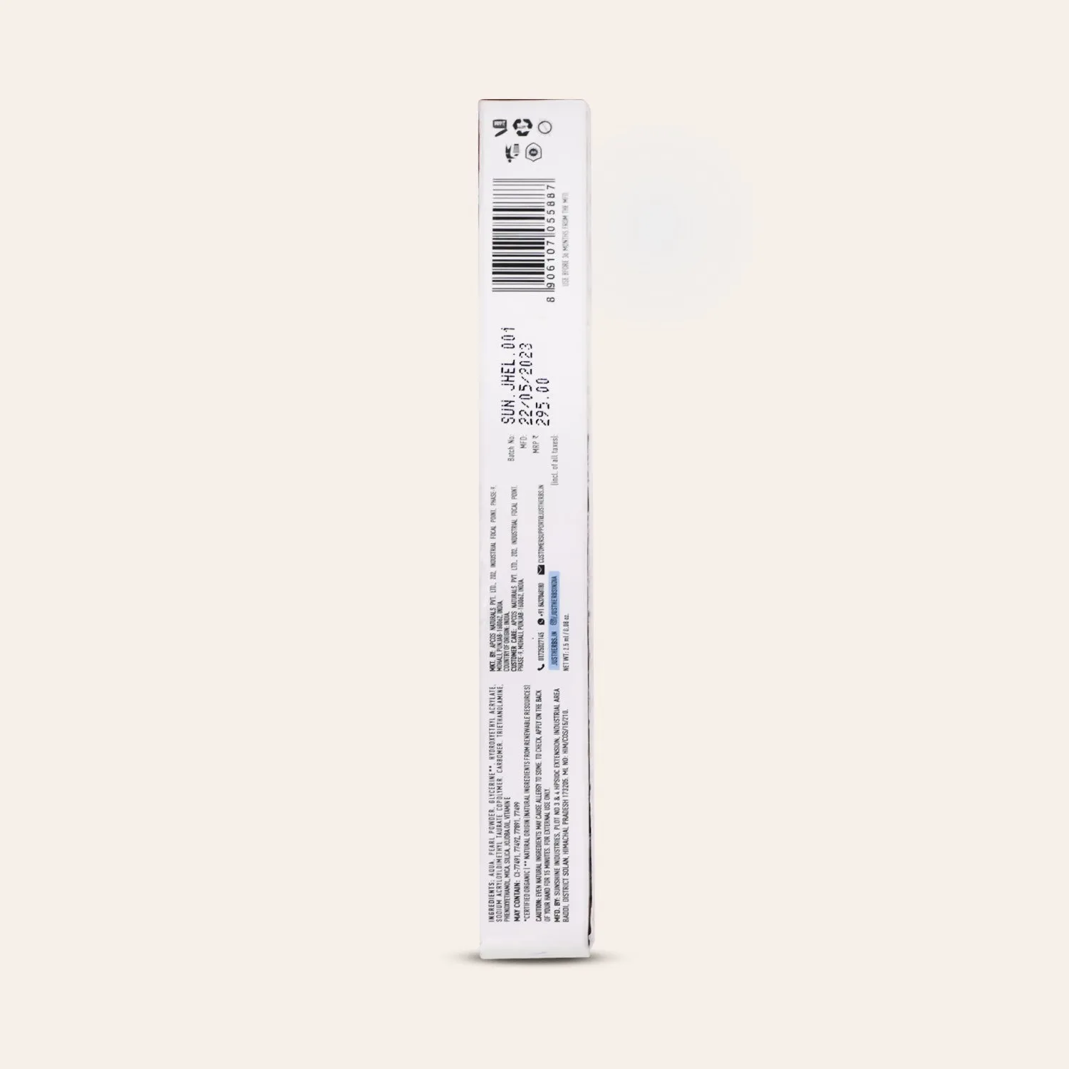 Herb-Enriched Waterproof Eyeliner Organic with Jojoba Oil and Vitamin E: Deep Black
