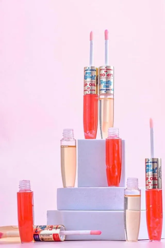 Hottie Cosmetics - 2 In 1 Lip Oil Cherry and Lip Tint Bubblegum