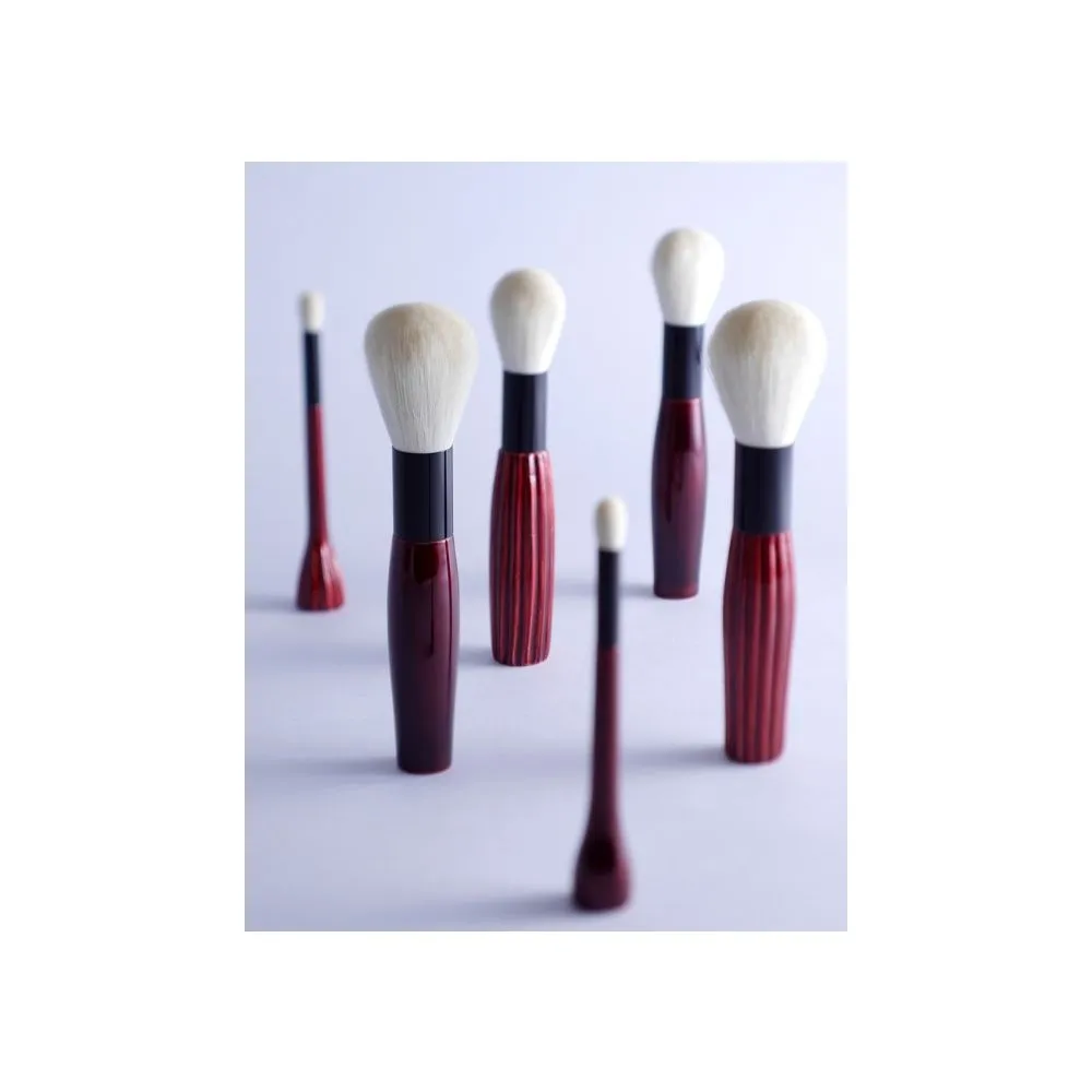 Koyomo Tsuki Hana-nuri Face Brush