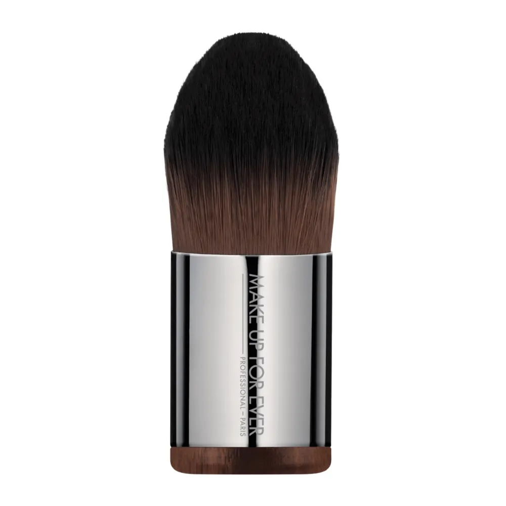 Make Up For Ever Foundation Kabuki Medium 110