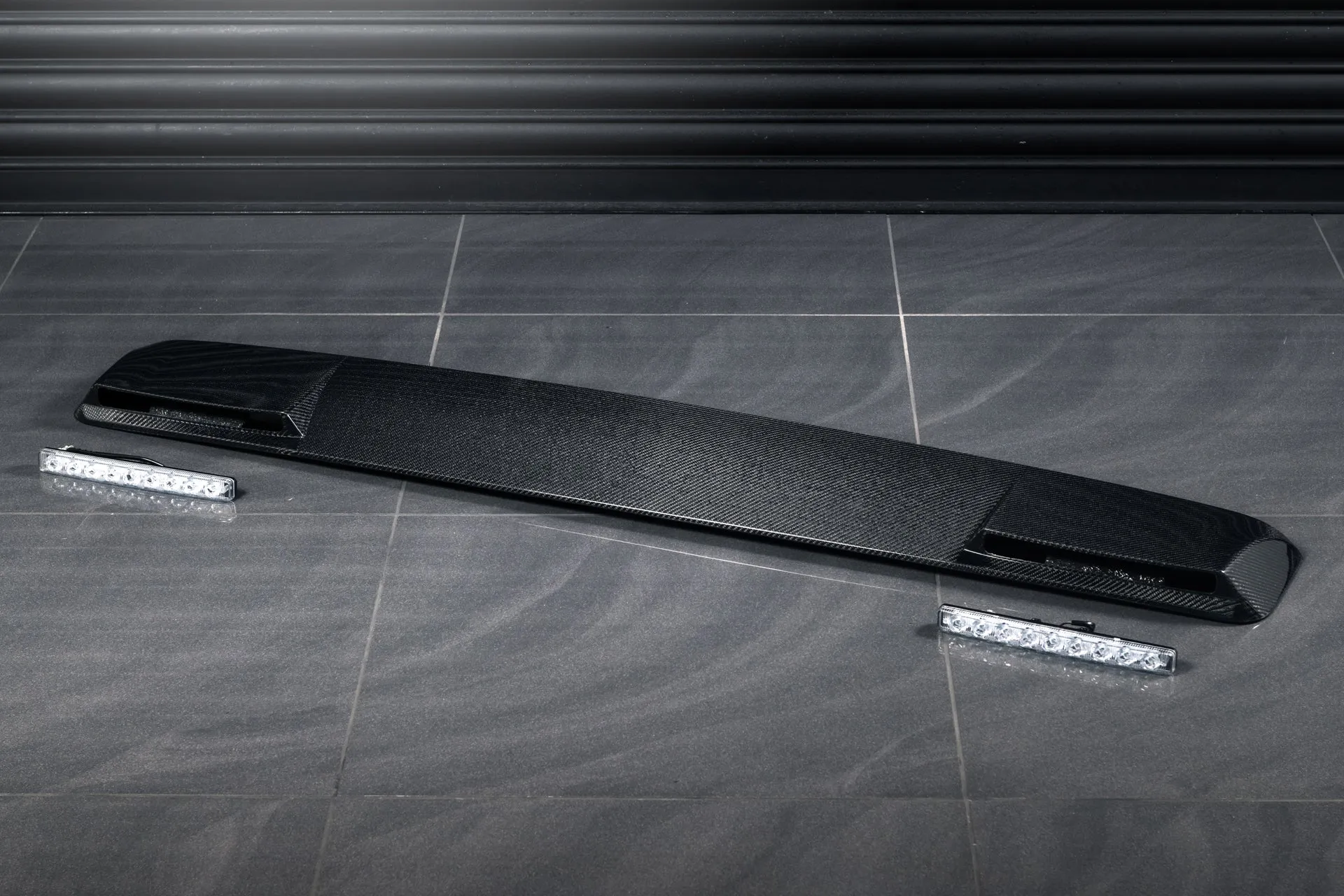 MERCEDES G-WAGON (2018-Present) G63 AMG Carbon Fibre Front Roof Shield with LED Lights