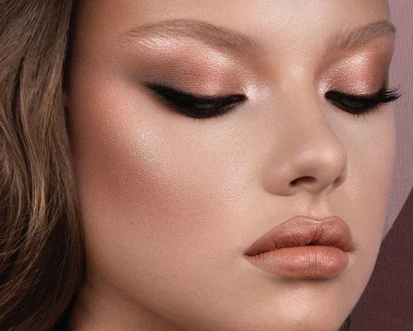Natasha denona - RETRO EYESHADOW PALETTE