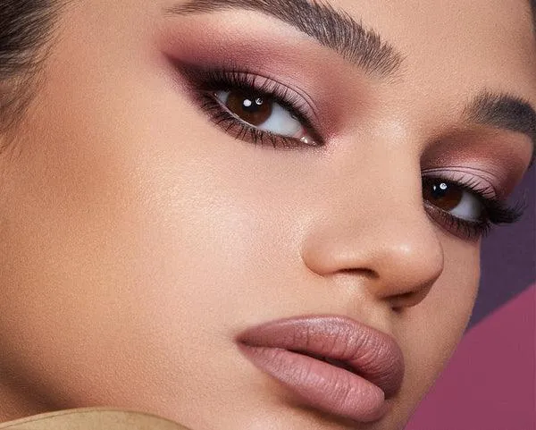 Natasha denona - RETRO EYESHADOW PALETTE
