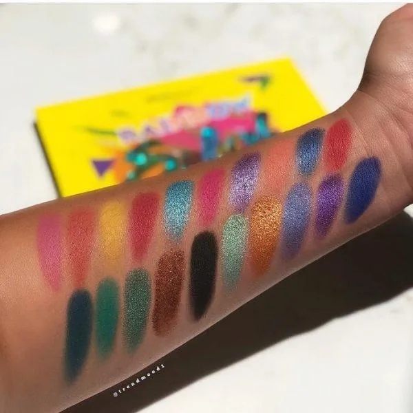 OPV BEAUTY Rainbow Splash Eyeshadow Palette