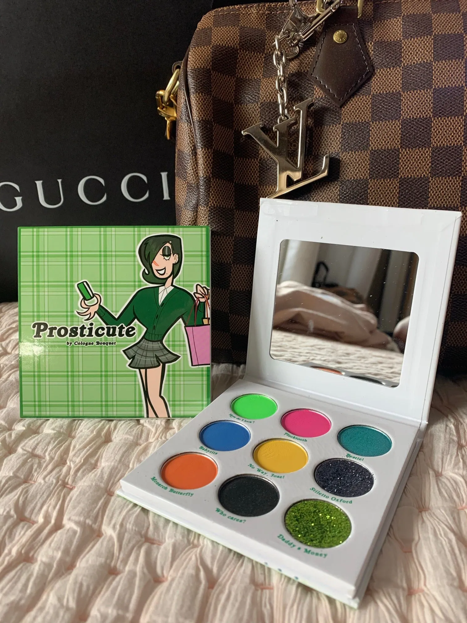Prosticute Eyeshadow Palette
