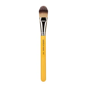 Studio Brushes 948 Foundation