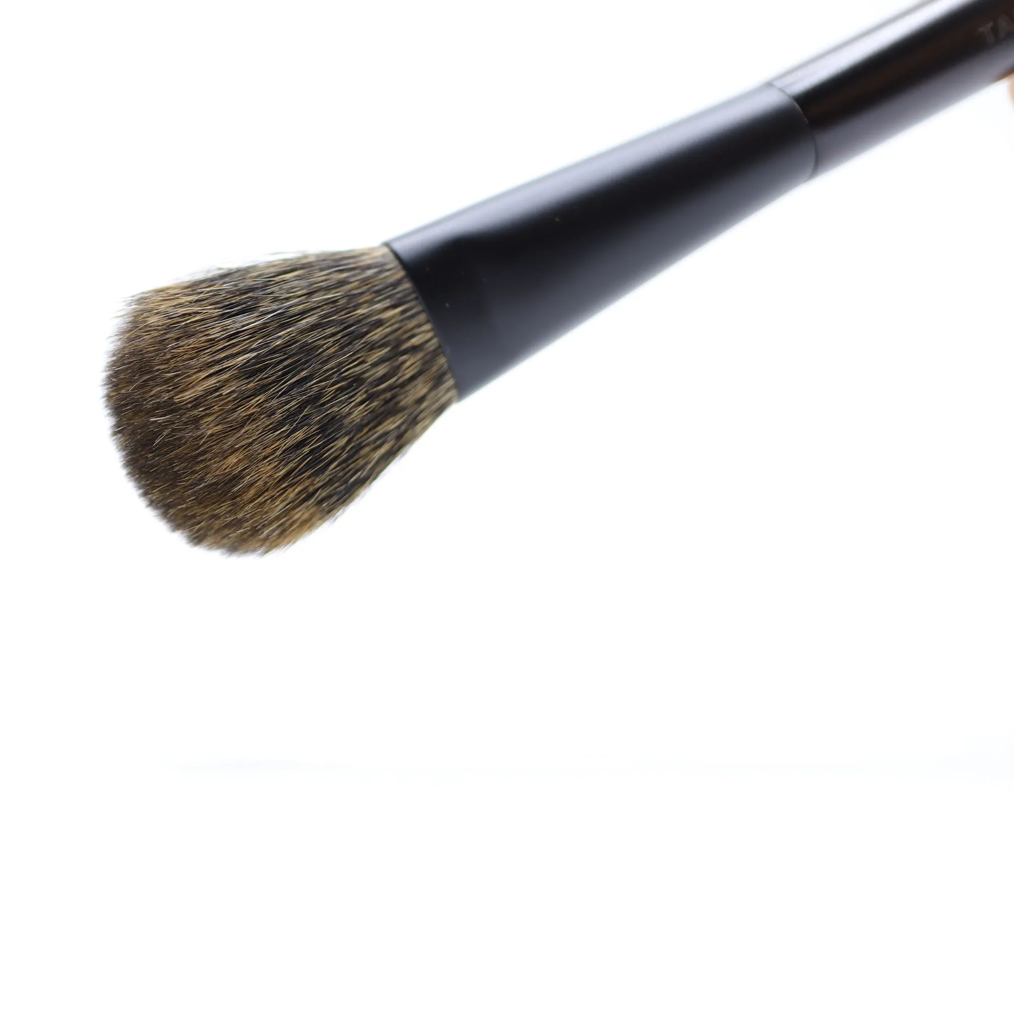 Tauhaus EH-02 Cheek Brush, Ode Series