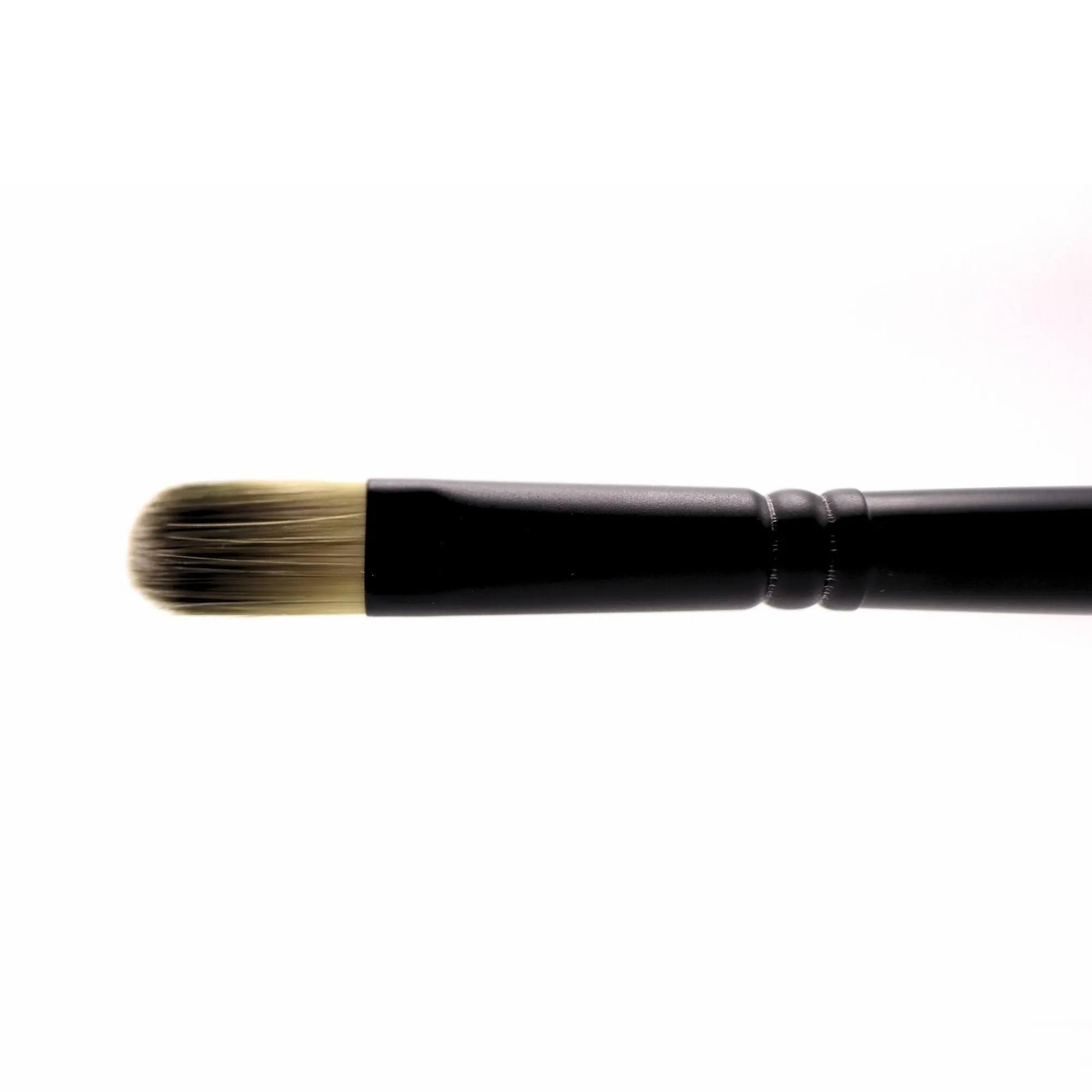 Tauhaus P-17 Detail Foundation Brush, Pro Series