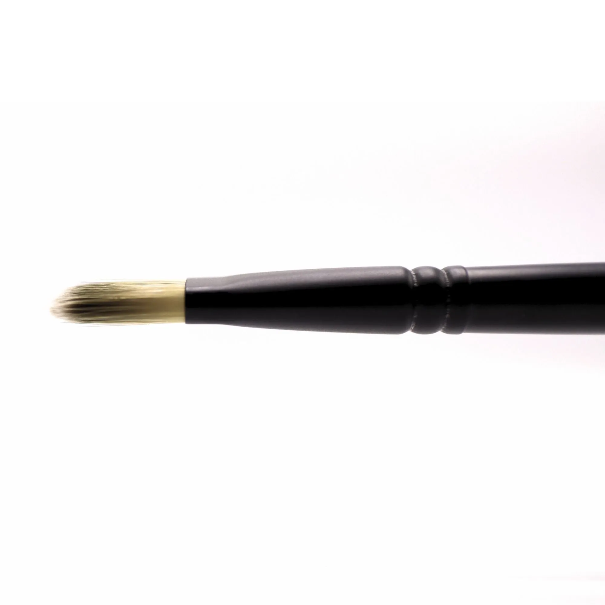 Tauhaus P-17 Detail Foundation Brush, Pro Series