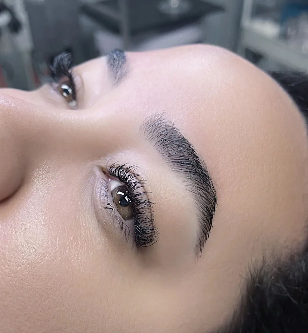 VEGAN LASH & BROW SETTING LOTION BOTTLE #02