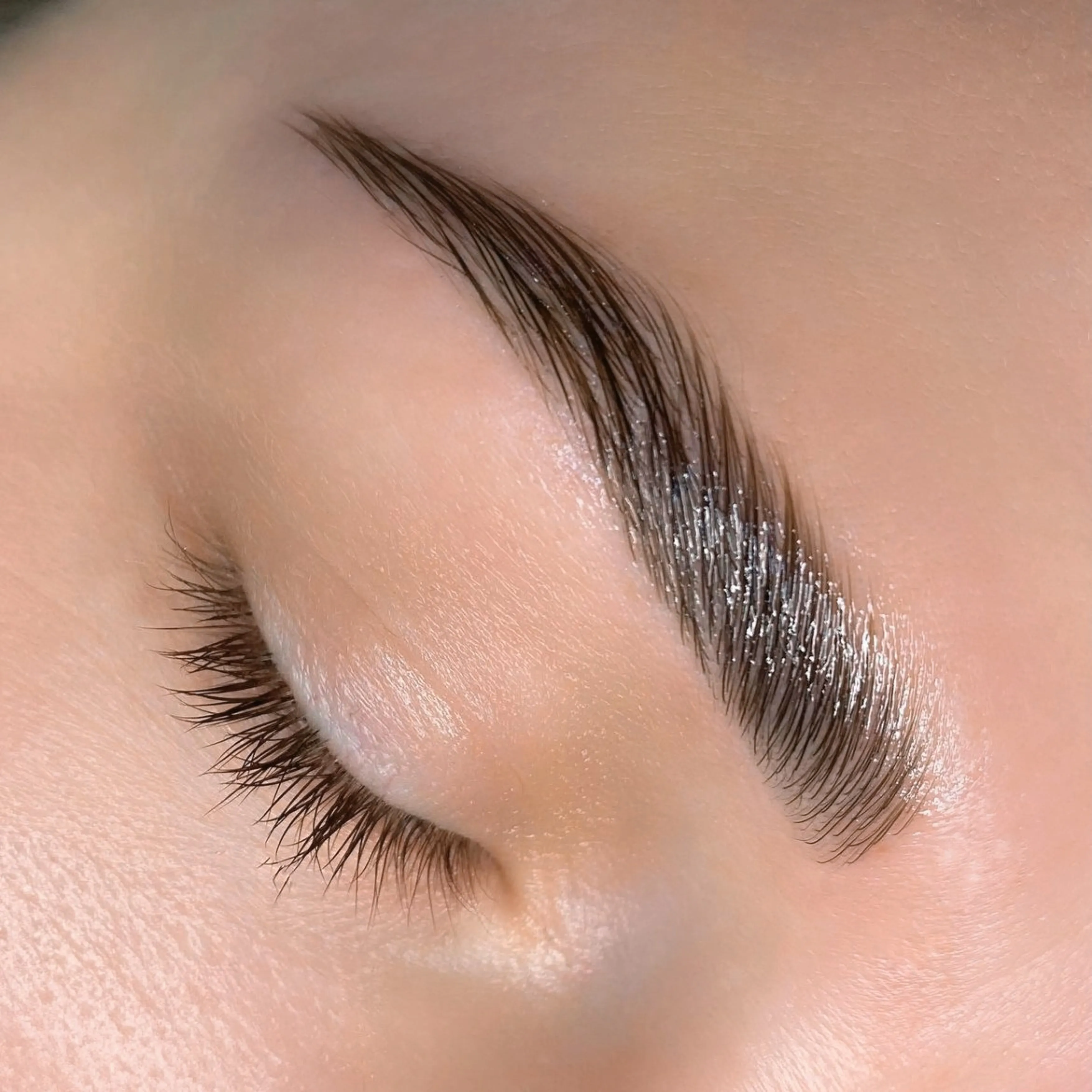 VEGAN LASH & BROW SETTING LOTION BOTTLE #02