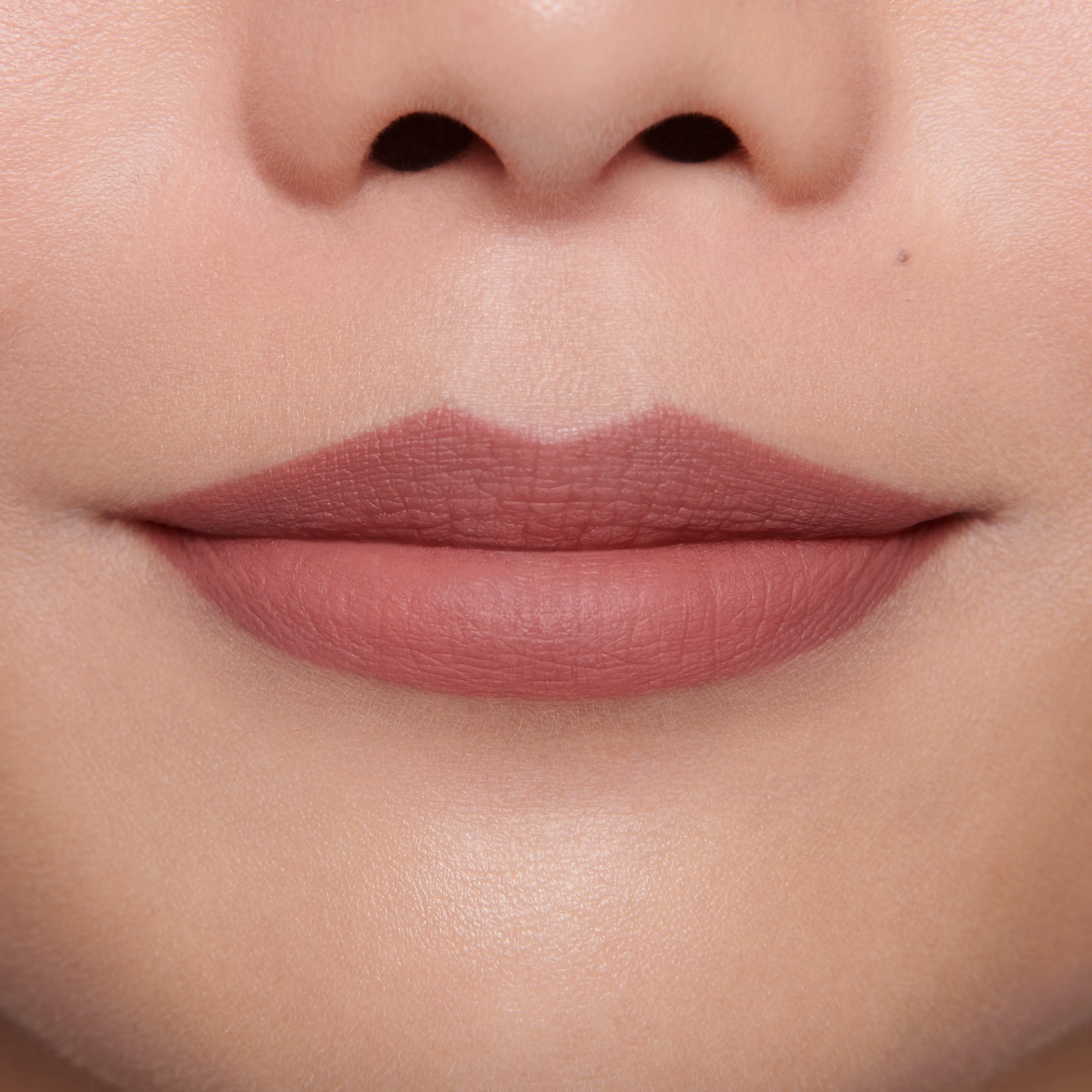 Velvet Muse (True Velvet Lip Colour)
