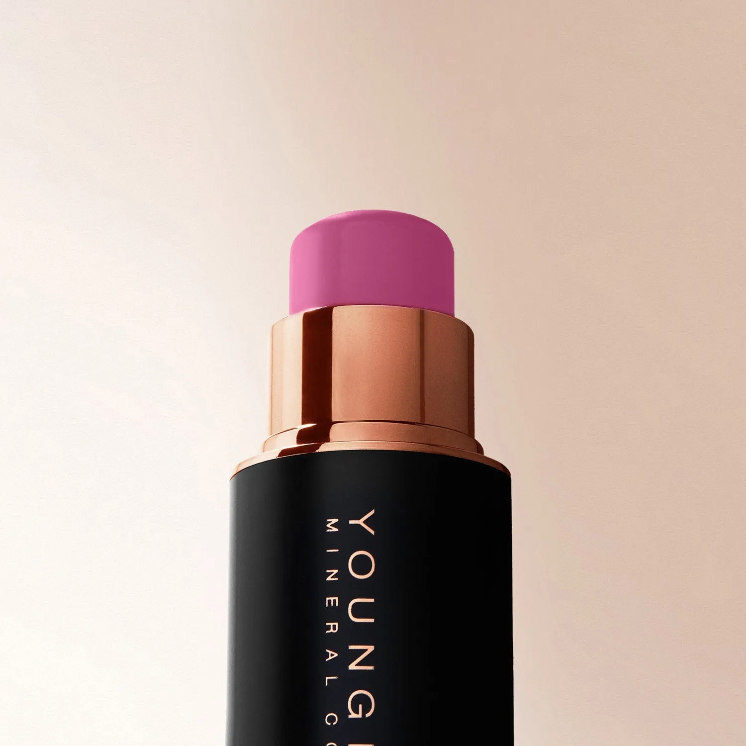VividLuxe Crème Blush Stick
