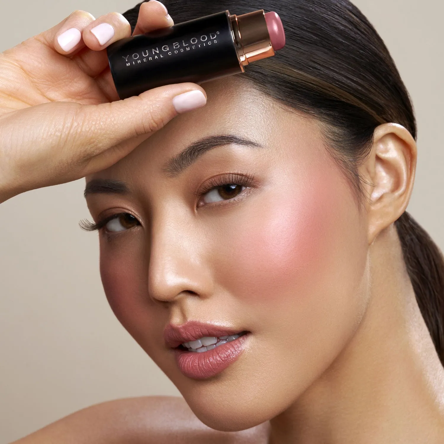 VividLuxe Crème Blush Stick