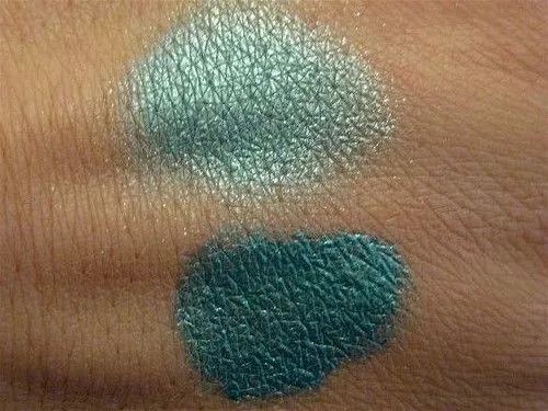 White Tea Eyeshadow Transformer